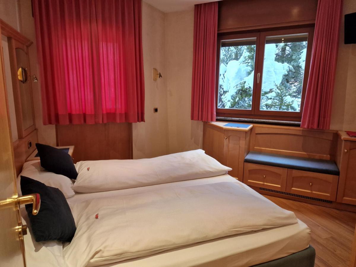 Chalet Brigitte B&B Arabba Exterior foto